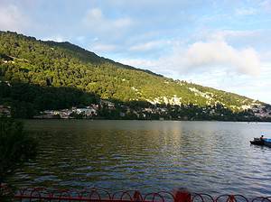 Nainital lake